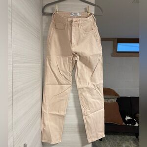 Hollister curvy high rise mom jeans